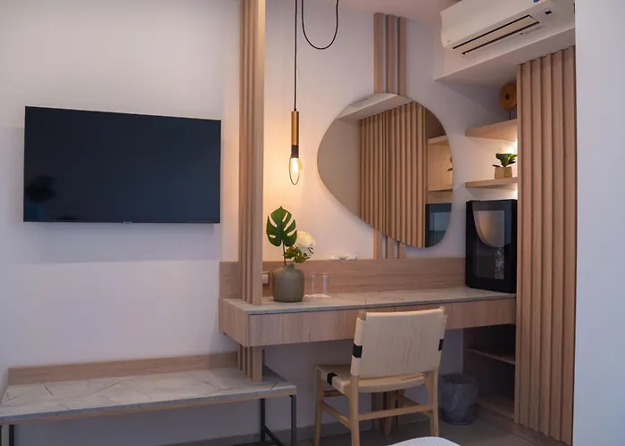 Paralimnio קסטוריה